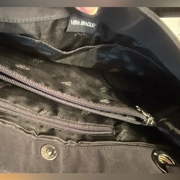 Vera Bradley quilted cloth handbag purse. Double handles 2 inside zipper pockets - Picture 2 of 10